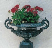 Bette (Victorian) Urn